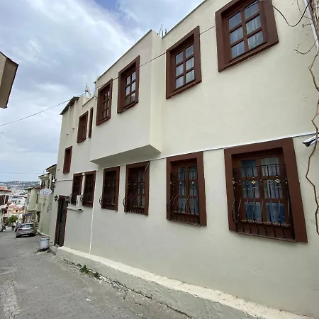 Duesseldorf Pansiyon Kusadasi Bed & Breakfast Aydin