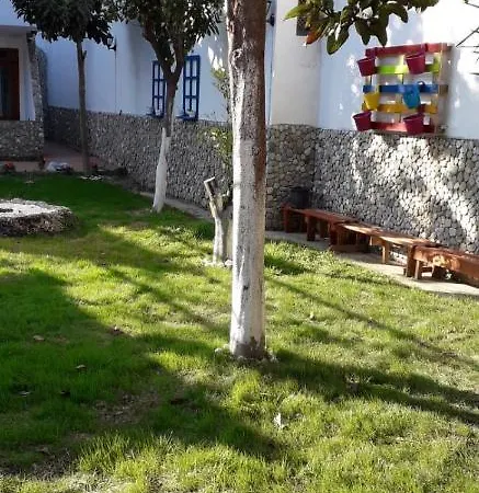 Bed & Breakfast Duesseldorf Pansiyon Kusadasi *