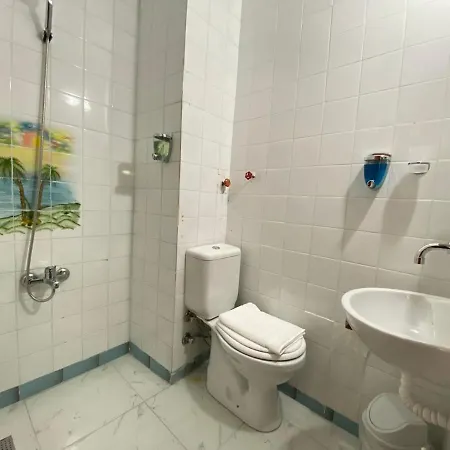 Duesseldorf Pansiyon Kusadasi Bed & Breakfast