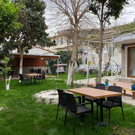 Duesseldorf Pansiyon Kusadasi Aydin