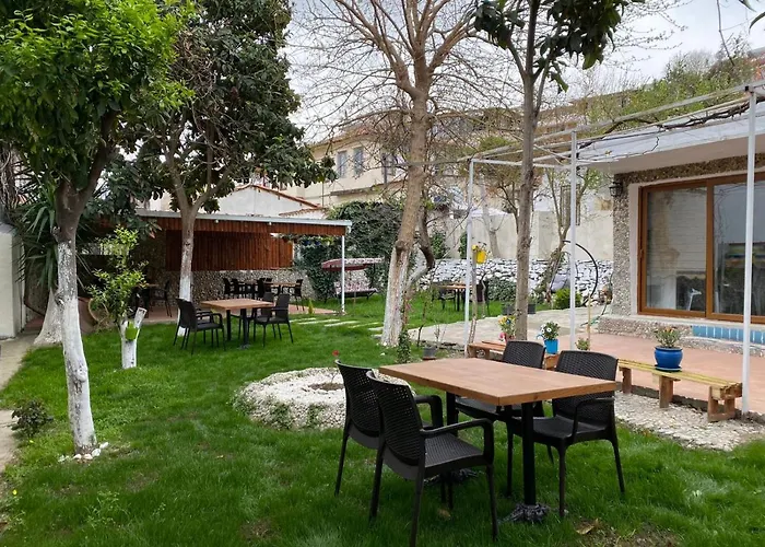 Duesseldorf Pansiyon Kusadasi Aydın