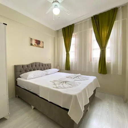 Duesseldorf Pansiyon Kusadasi * Aydin