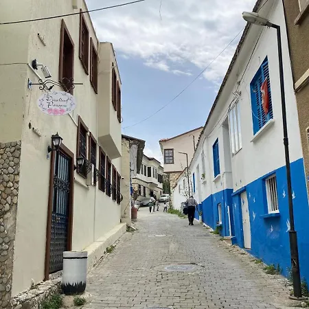 Duesseldorf Pansiyon Kusadasi * Aydin