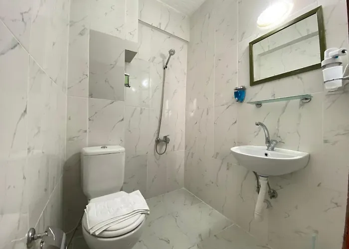 Duesseldorf Pansiyon Kusadasi Frühstückspension Aydin