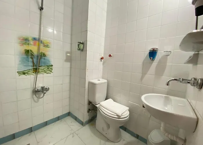 Duesseldorf Pansiyon Kusadasi Bed & Breakfast